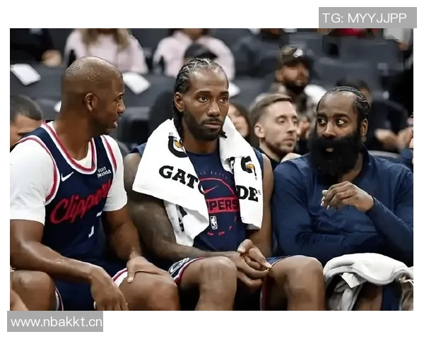 快船队的哈登成为摆烂工具雷霆王朝的牺牲品与背叛者